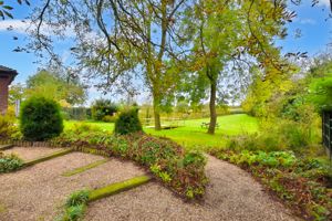 Photo 23- click for photo gallery